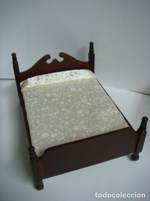 Casas de mu&ntilde;ecas: CAMA EN MADERA.CAJ-B-N&ordm;-147 - Foto 1
