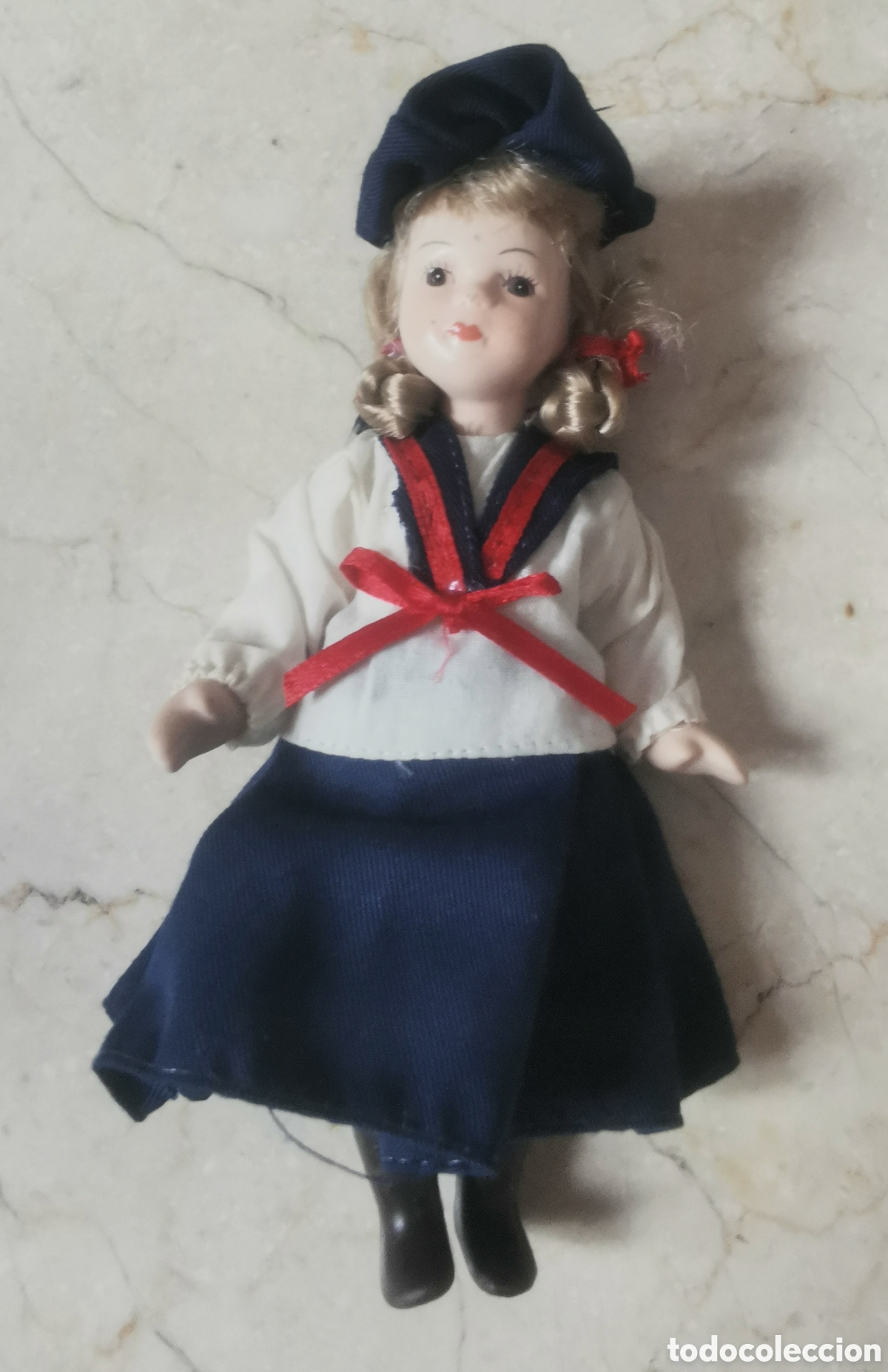 Casas de mu&ntilde;ecas: MU&Ntilde;ECA DE PORCELANA PARA CASA DE MU&Ntilde;ECAS - Foto 1