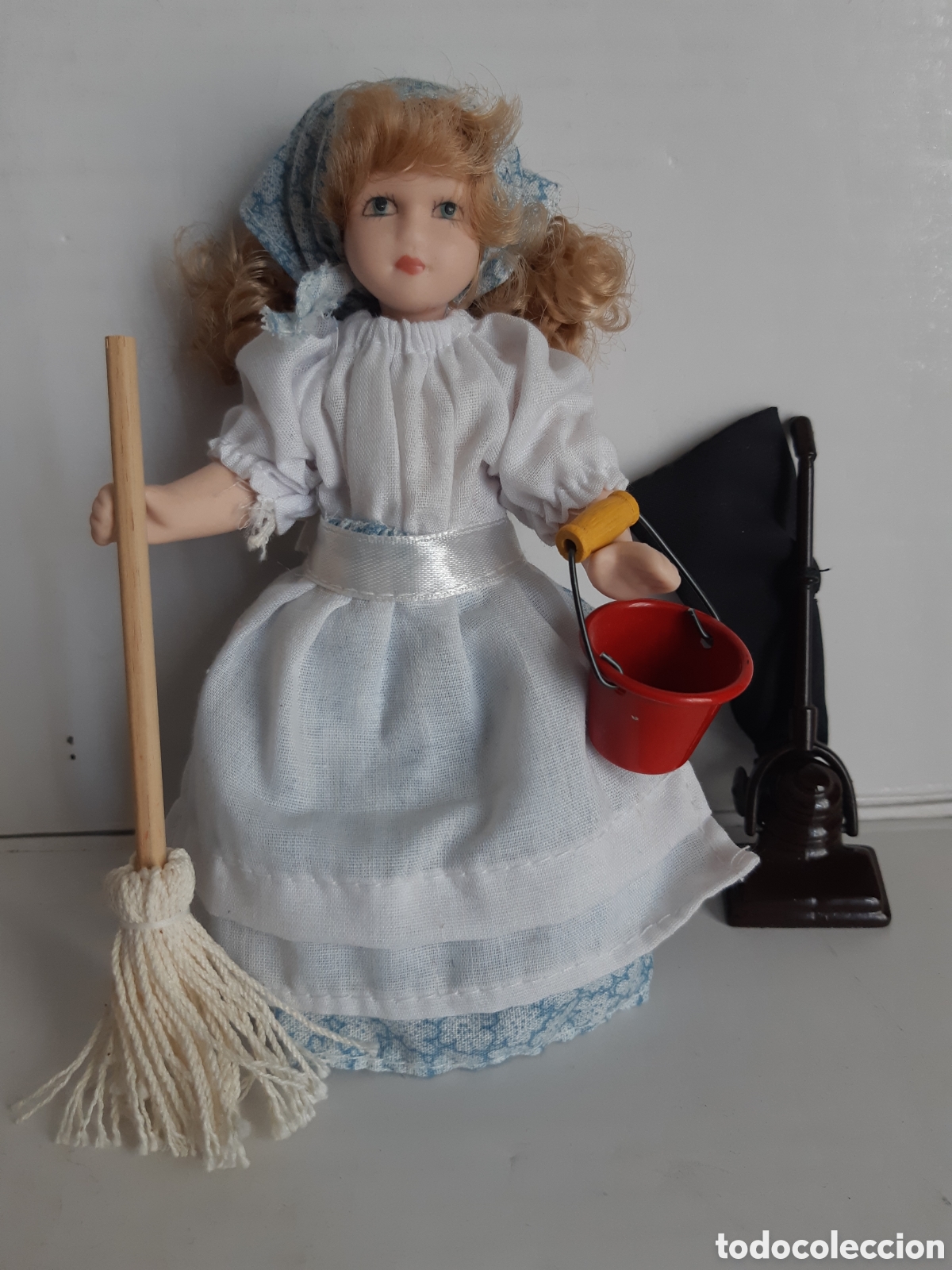 Casas de mu&ntilde;ecas: Criada para casa de mu&ntilde;ecas - Foto 1