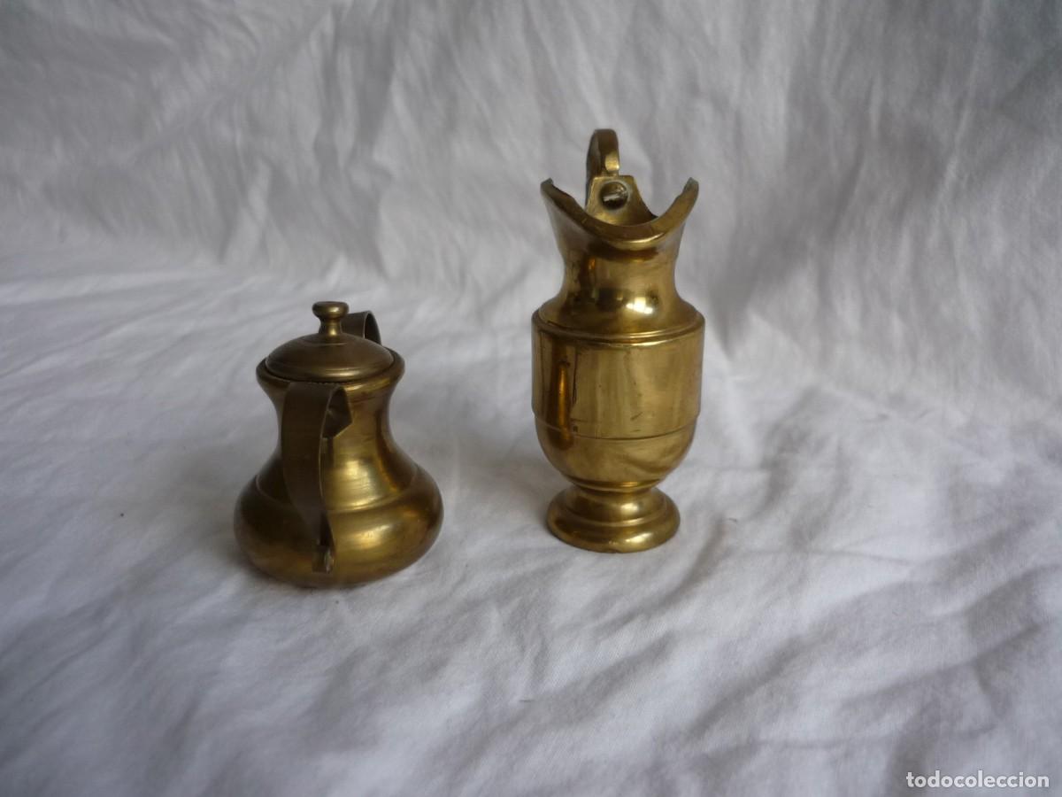 Casas de mu&ntilde;ecas: 2 jarrones de bronce en miniatura - Foto 4