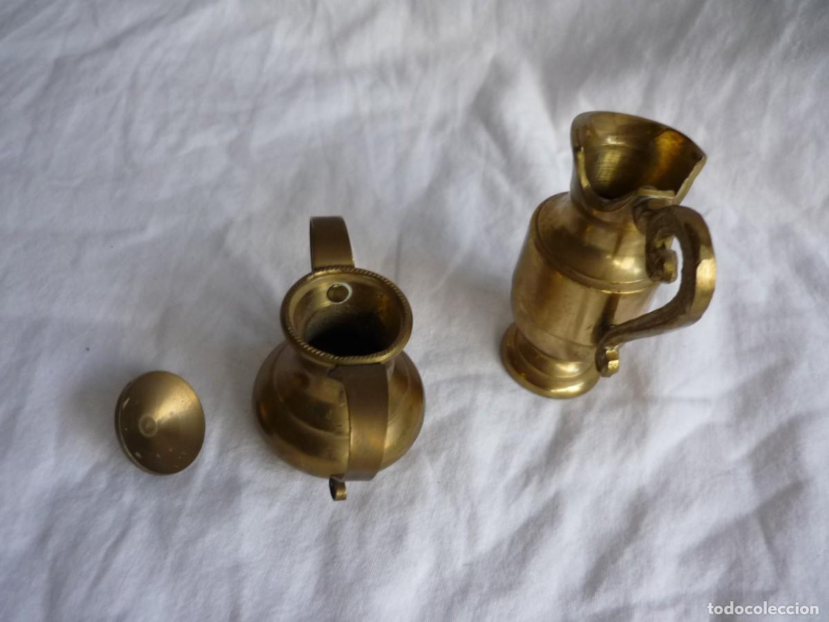 Casas de mu&ntilde;ecas: 2 jarrones de bronce en miniatura - Foto 7