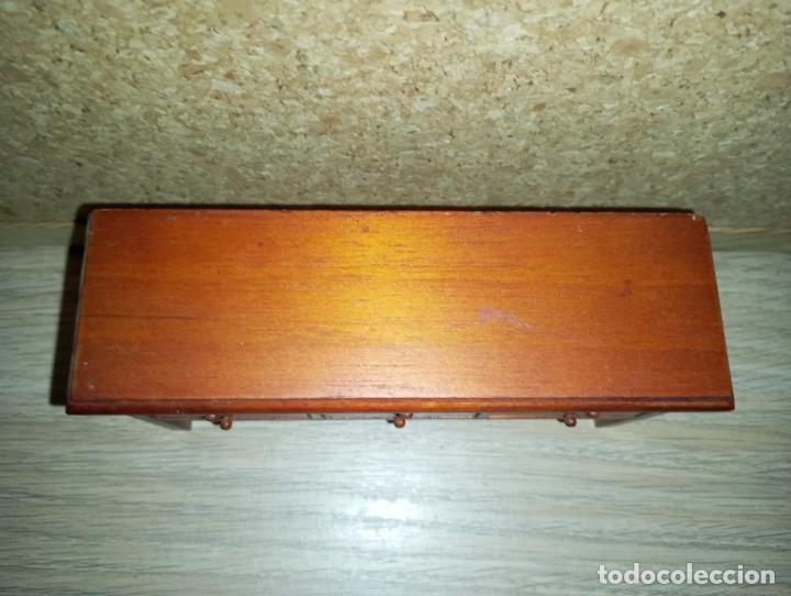 Casas de mu&ntilde;ecas: Cajonera c&oacute;moda mueble de casa de mu&ntilde;ecas - Foto 3