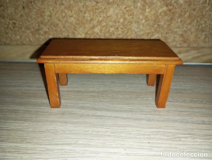 Casas de mu&ntilde;ecas: Mesa mueble mobiliario casa de mu&ntilde;ecas - Foto 1