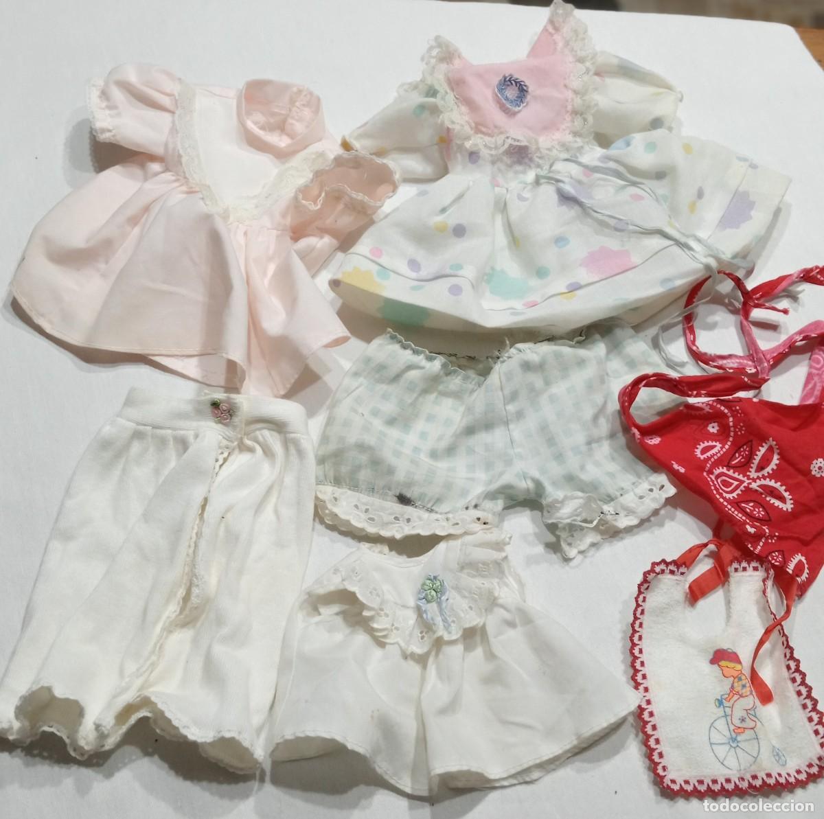 Casas de mu&ntilde;ecas: LOTE DE 20 PRENDAS DE MU&Ntilde;ECAS - Foto 3