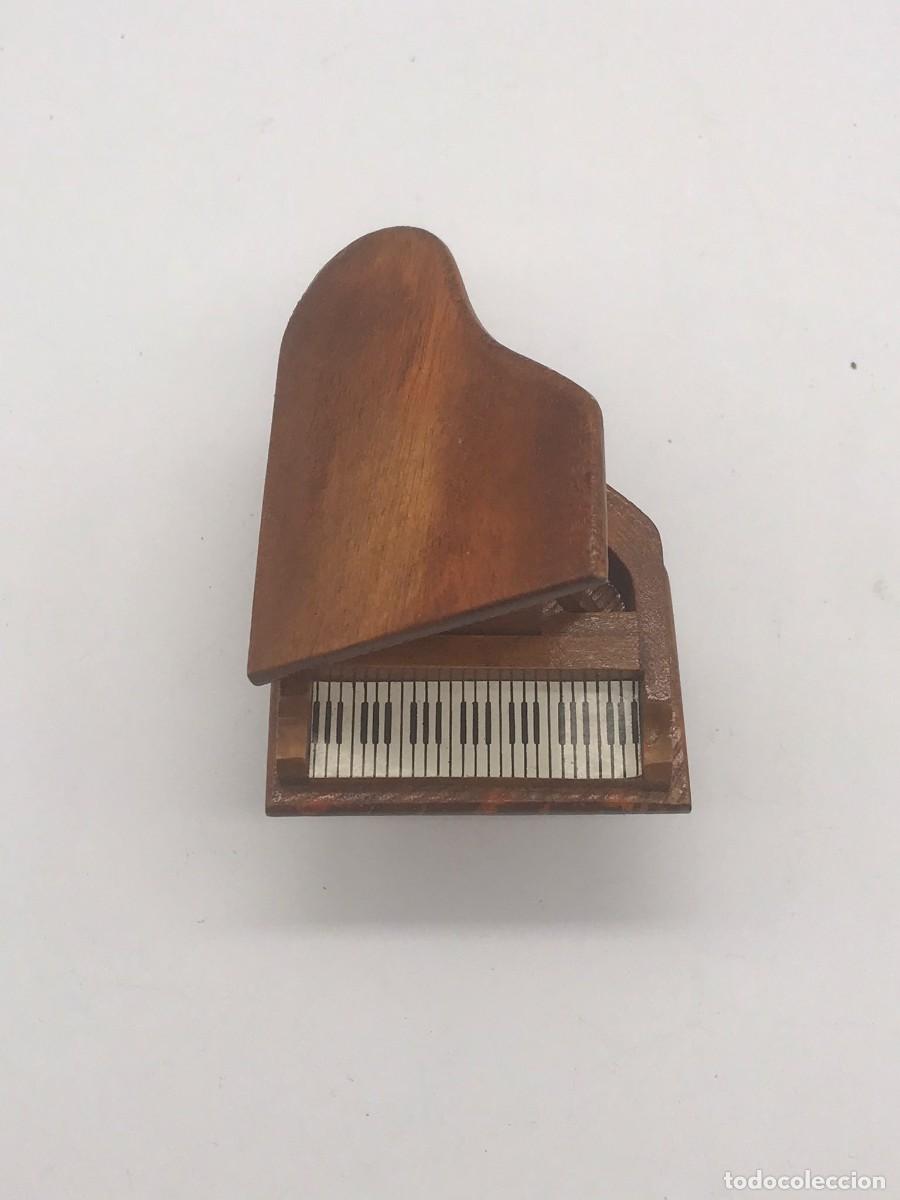 Casas de mu&ntilde;ecas: PIANO DE MADERA, CASA DE MU&Ntilde;ECAS - Foto 2