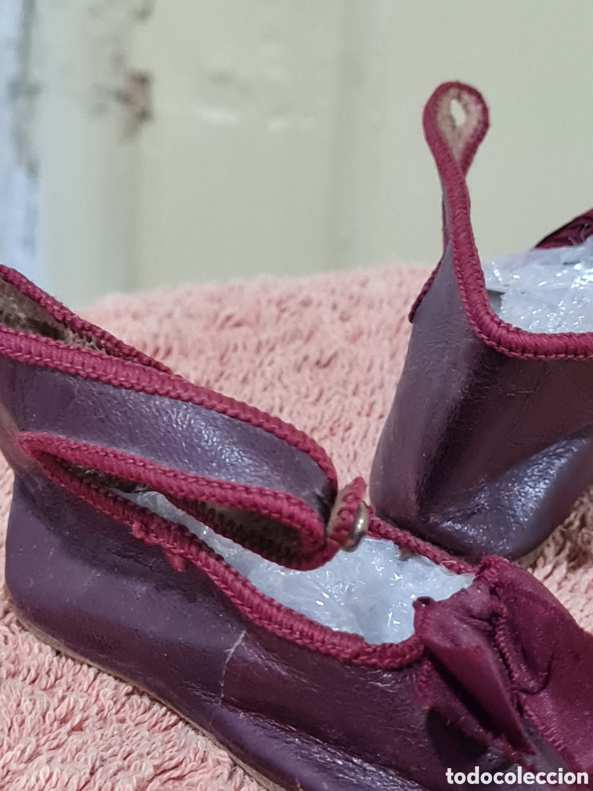 Casas de mu&ntilde;ecas: Zapatos de piel para mu&ntilde;eca Bru - Foto 2