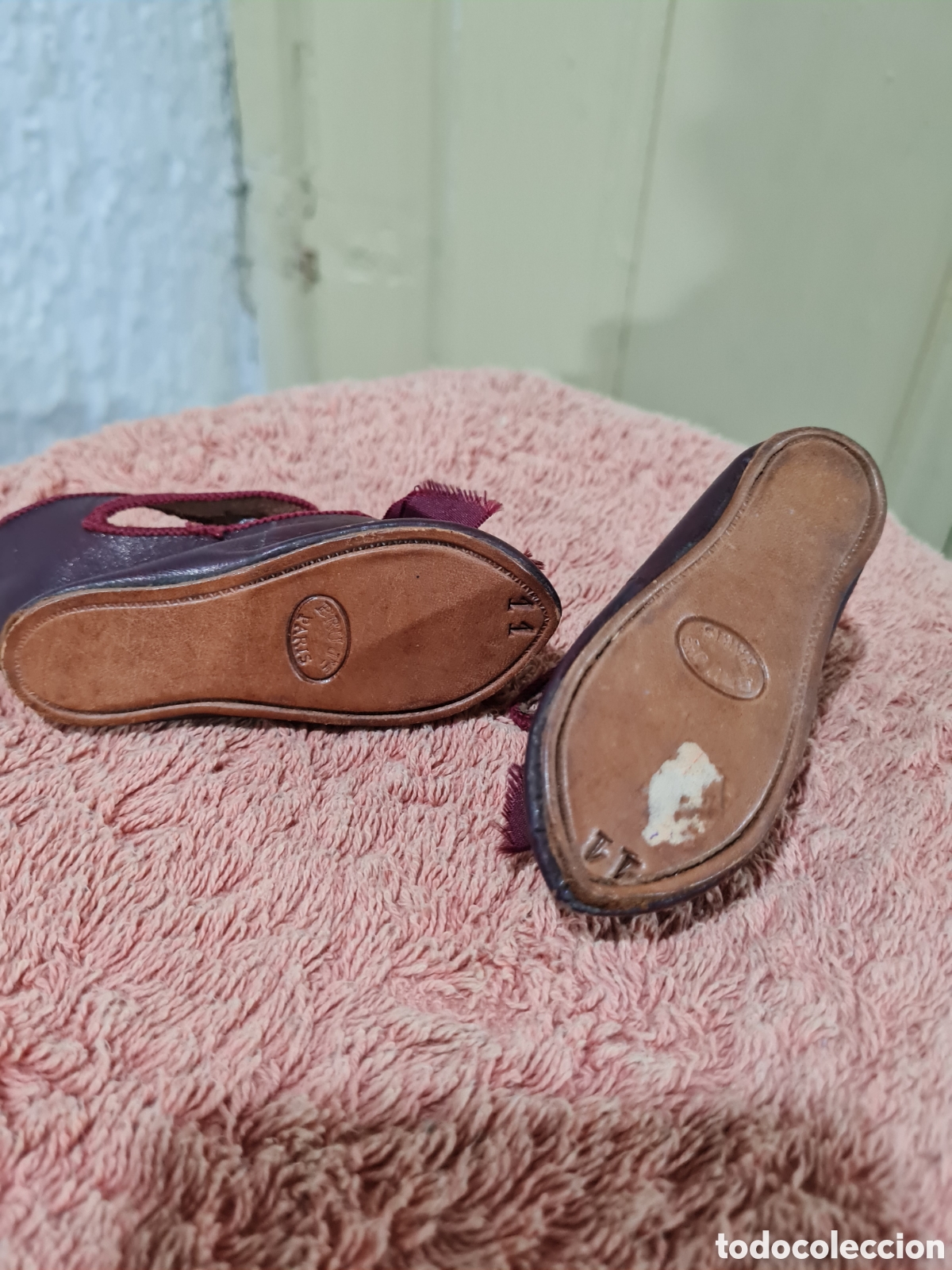 Casas de mu&ntilde;ecas: Zapatos de piel para mu&ntilde;eca Bru - Foto 3