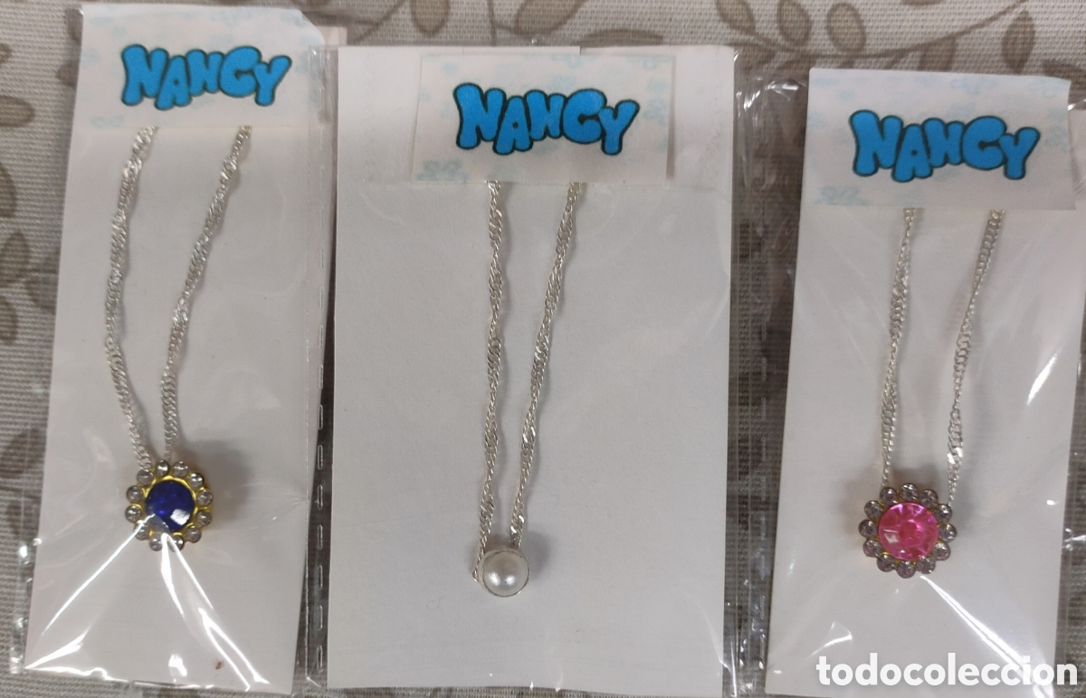 Casas de mu&ntilde;ecas: Lote de 3 collares para mu&ntilde;ecas tipo Nancy - Foto 1
