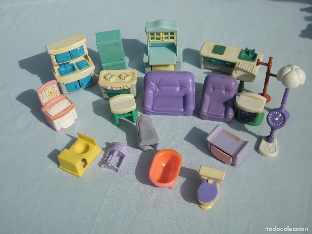 Casas de mu&ntilde;ecas: Antiguo set de muebles para casas de mu&ntilde;ecas - Foto 1