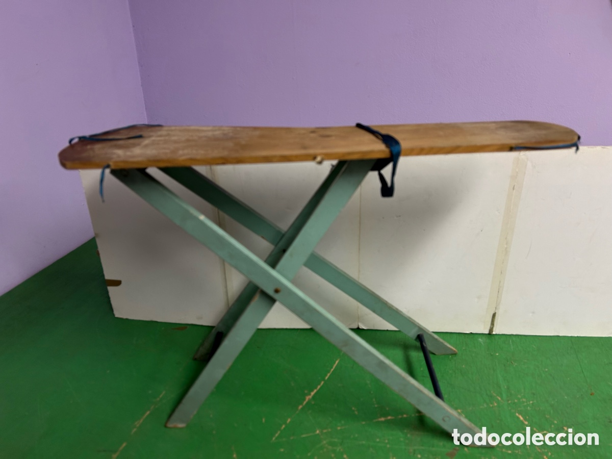 Casas de mu&ntilde;ecas: TABLA DE PLANCHAR DE MADERA DE JUGUETE - Foto 3