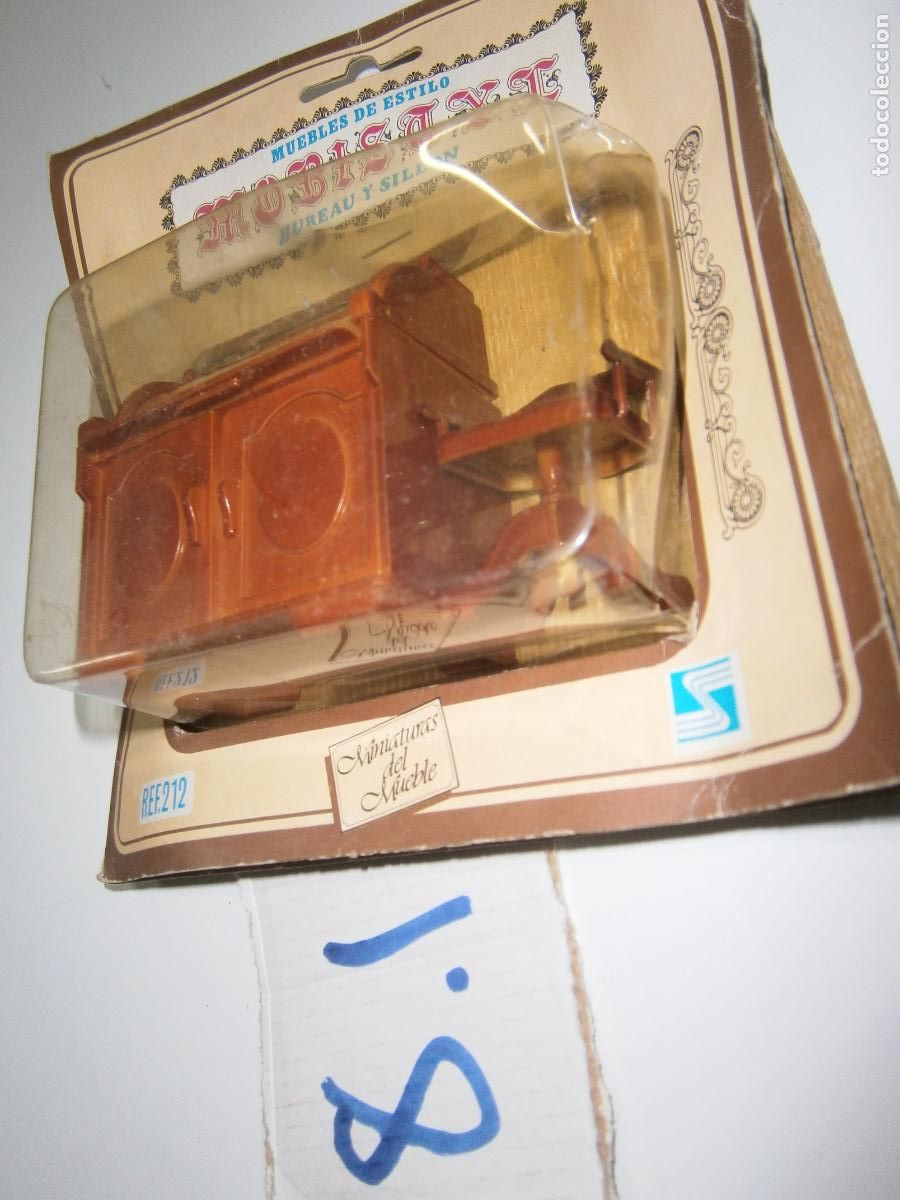 Casas de mu&ntilde;ecas: ANTIGUO BLISTER COMPLEMENTOS PARA CASA DE MU&Ntilde;ECA - BUREAU Y SILLON - Foto 2