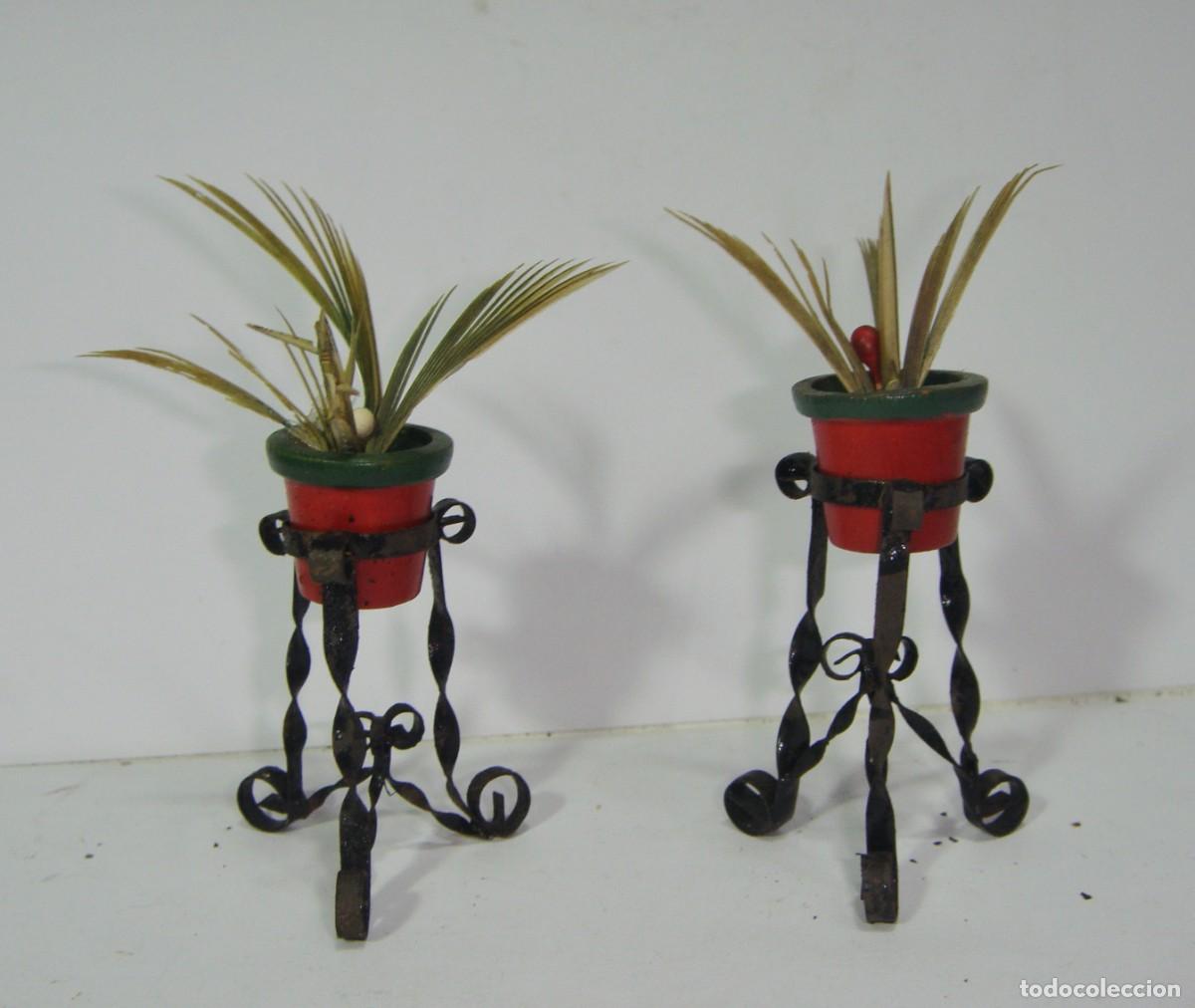 Casas de mu&ntilde;ecas: Pareja de maceteros en miniatura. Para casa de mu&ntilde;ecas. - Foto 1