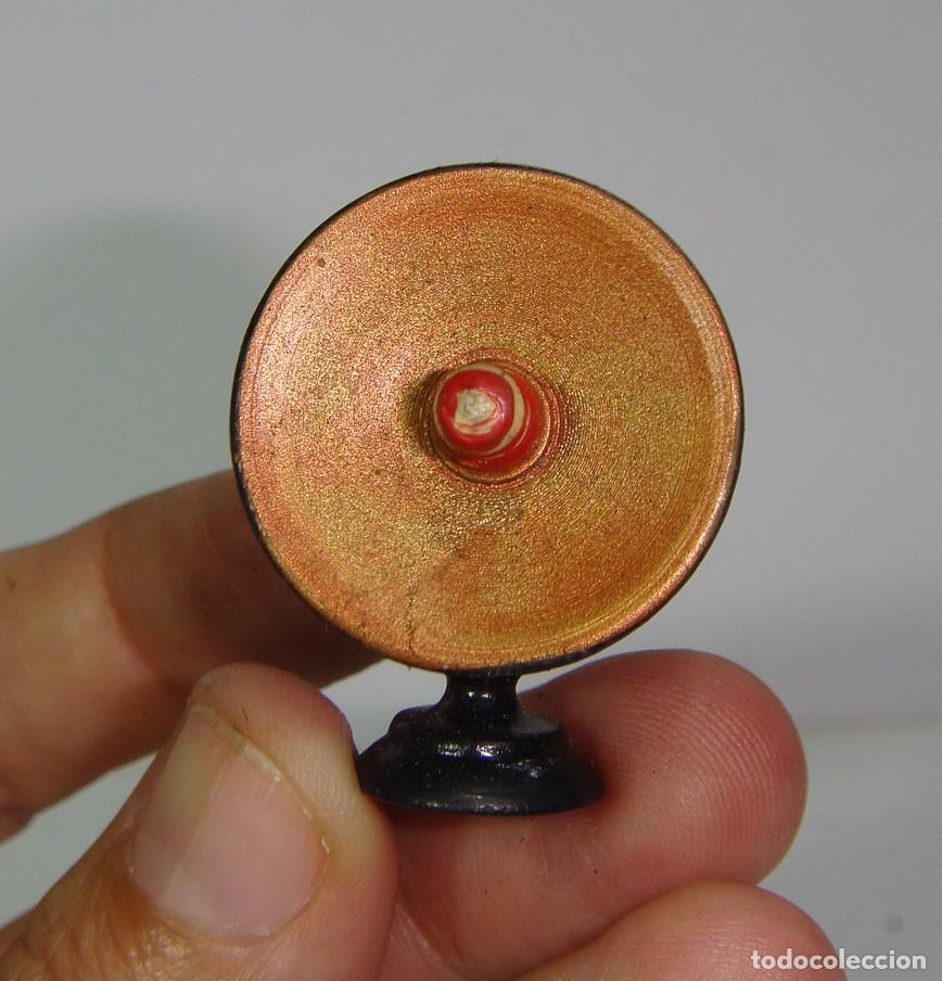 Casas de mu&ntilde;ecas: Antena en miniatura. Madera. Para casa de mu&ntilde;ecas. - Foto 3