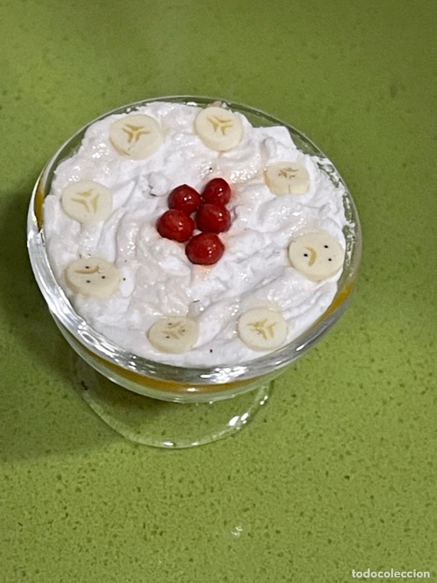 Casas de mu&ntilde;ecas: Copa de fruta y nata comida en miniatura - Foto 11