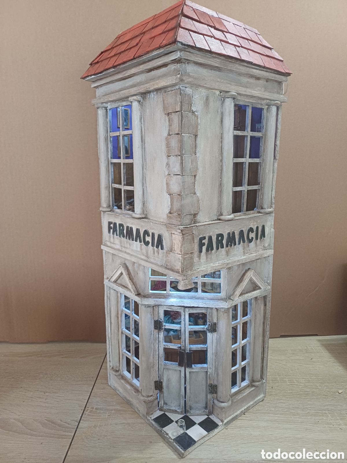 Casas de mu&ntilde;ecas: Farmacia 1:12 echa a mano con luz - Foto 1