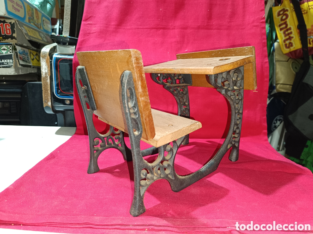 Casas de mu&ntilde;ecas: Pupitre para mu&ntilde;eca de acero colado y madera - Foto 5