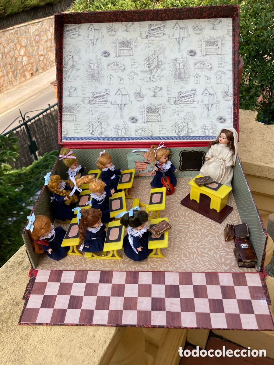 Casas de mu&ntilde;ecas: Colegio de mu&ntilde;ecas antiguo - Foto 1