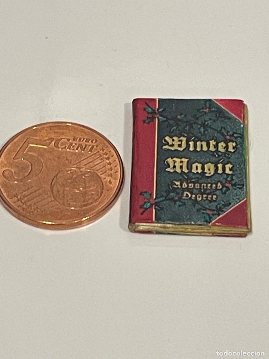 Casas de mu&ntilde;ecas: Libro cuento miniatura &ldquo;Invierno m&aacute;gico&rdquo; - Foto 11