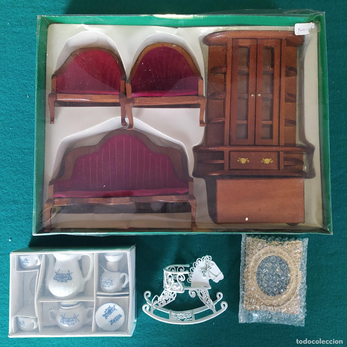 Casas de mu&ntilde;ecas: MUEBLES EN MINIATURA PARA CASA DE MU&Ntilde;ECAS - Foto 1