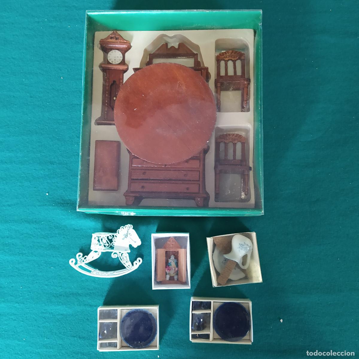 Casas de mu&ntilde;ecas: MUEBLES EN MINIATURA PARA CASA DE MU&Ntilde;ECAS - Foto 1