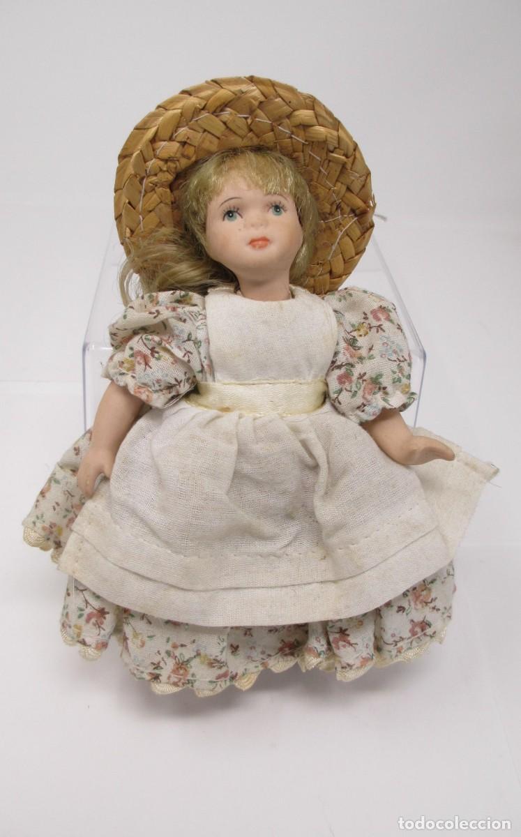 Casas de mu&ntilde;ecas: Mu&ntilde;eca de Porcelana de Altaya - A&ntilde;os 90