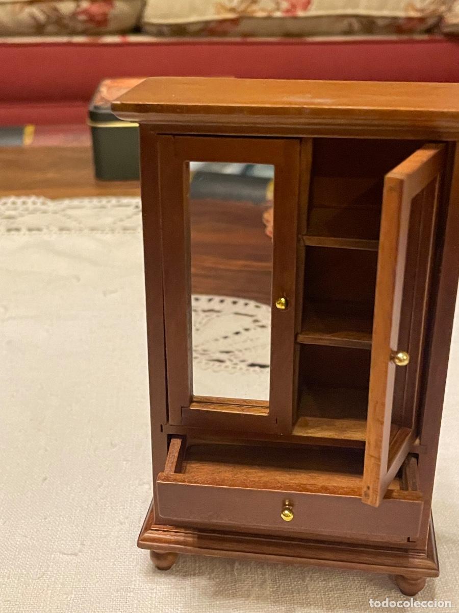 Casas de mu&ntilde;ecas: Armario miniatura para casa de mu&ntilde;ecas - Foto 3