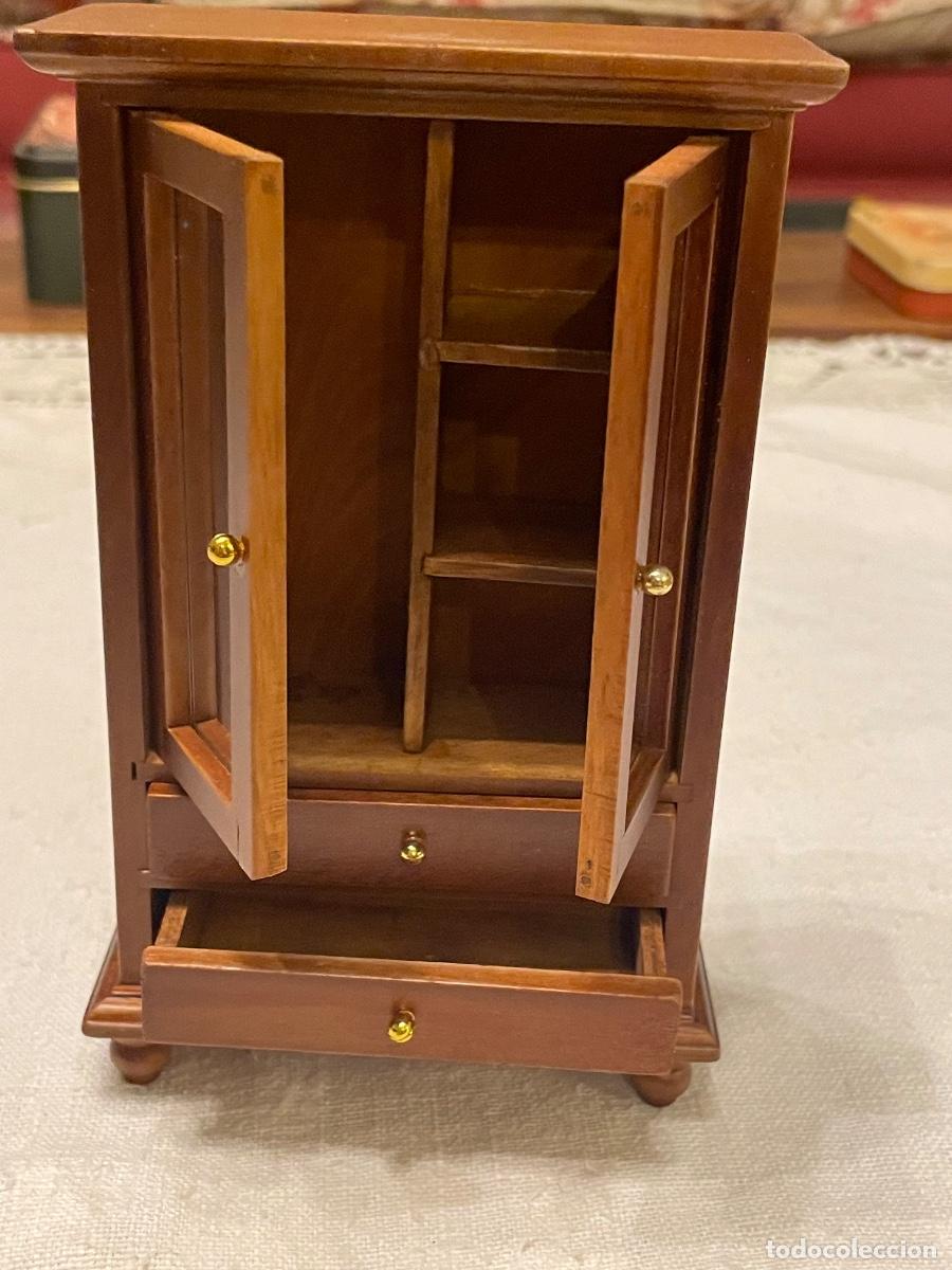 Casas de mu&ntilde;ecas: Armario miniatura para casa de mu&ntilde;ecas - Foto 5