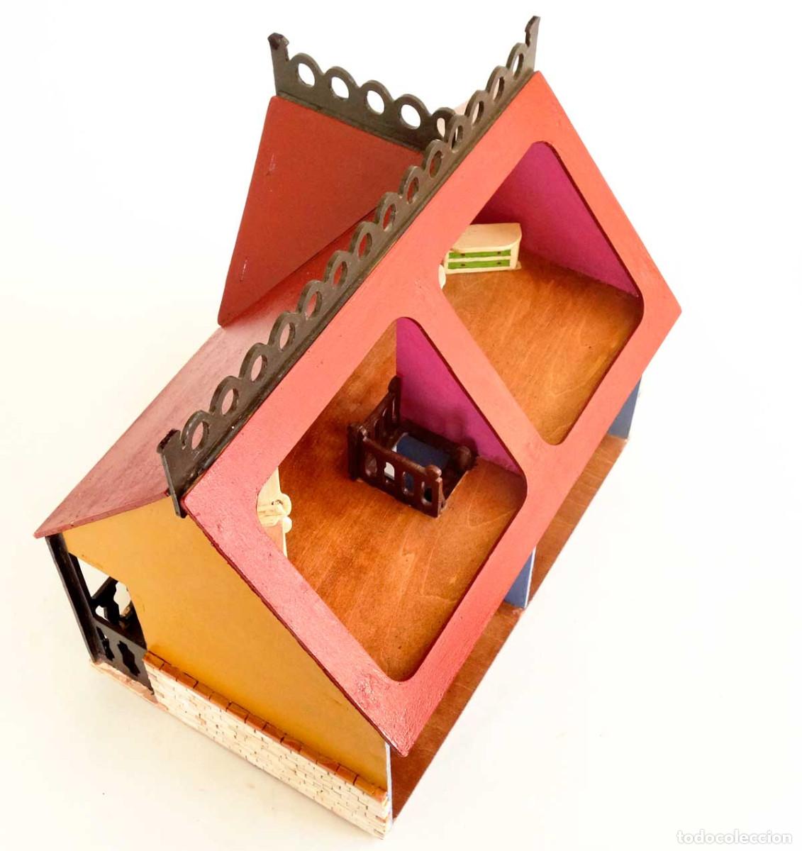 Casas de mu&ntilde;ecas: CASA DE MU&Ntilde;ECAS DE MADERA Y MUEBLES. 32CM - Foto 3