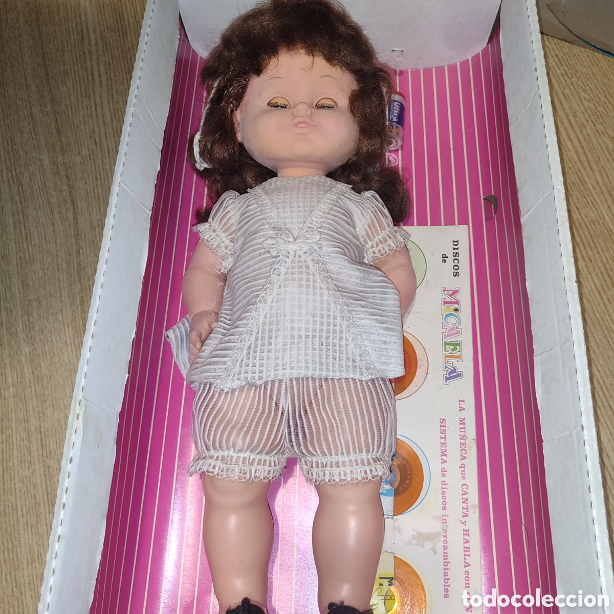 Casas de mu&ntilde;ecas: Mu&ntilde;eca Micaela que canta y habla - Foto 2