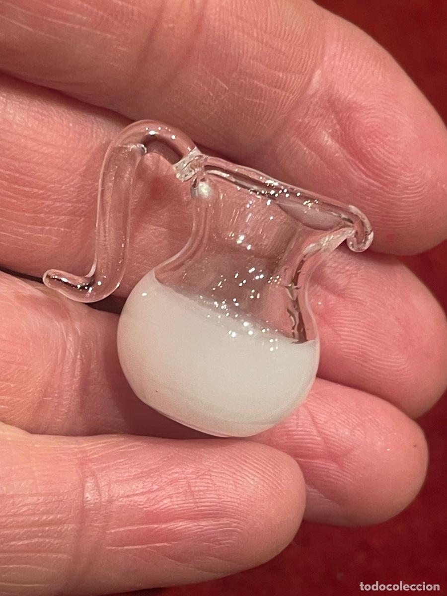 Casas de mu&ntilde;ecas: Jarra de leche y vasos en miniatura casa de mu&ntilde;ecas - Foto 3