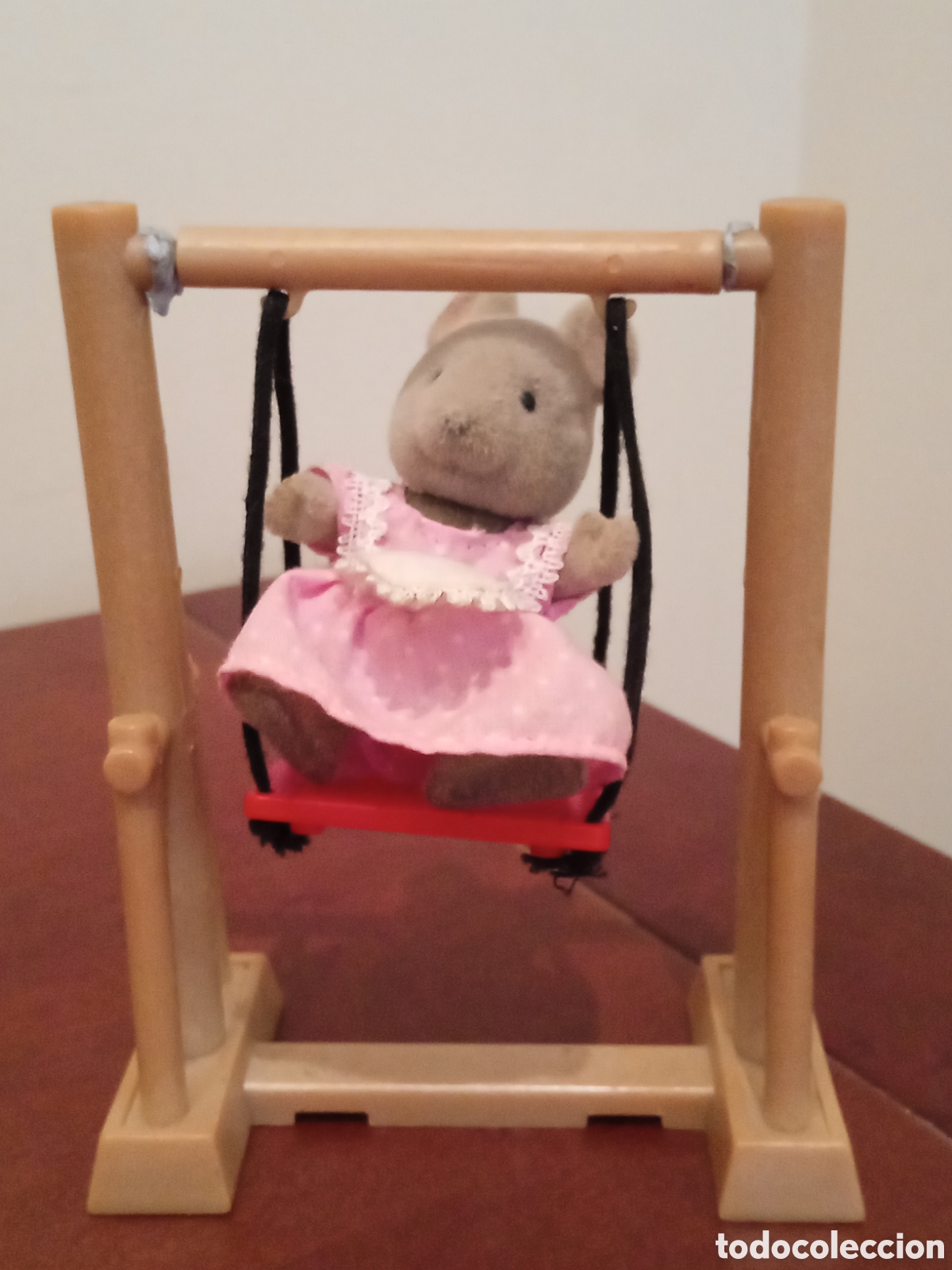 Casas de mu&ntilde;ecas: Sylvanian Families columpio y mu&ntilde;eca - Foto 1