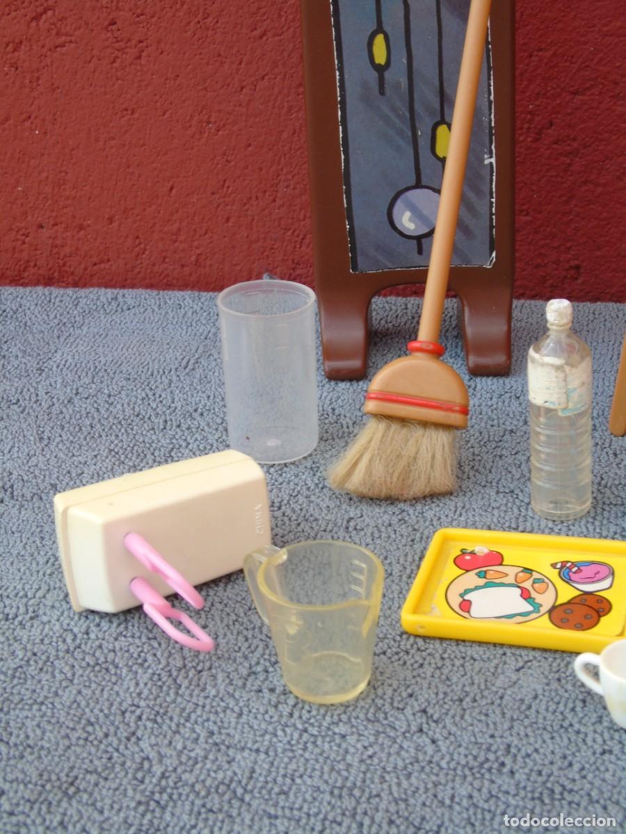 Casas de mu&ntilde;ecas: LOTE DE ACCESORIOS PARA CASA DE MU&Ntilde;ECAS. - Foto 2