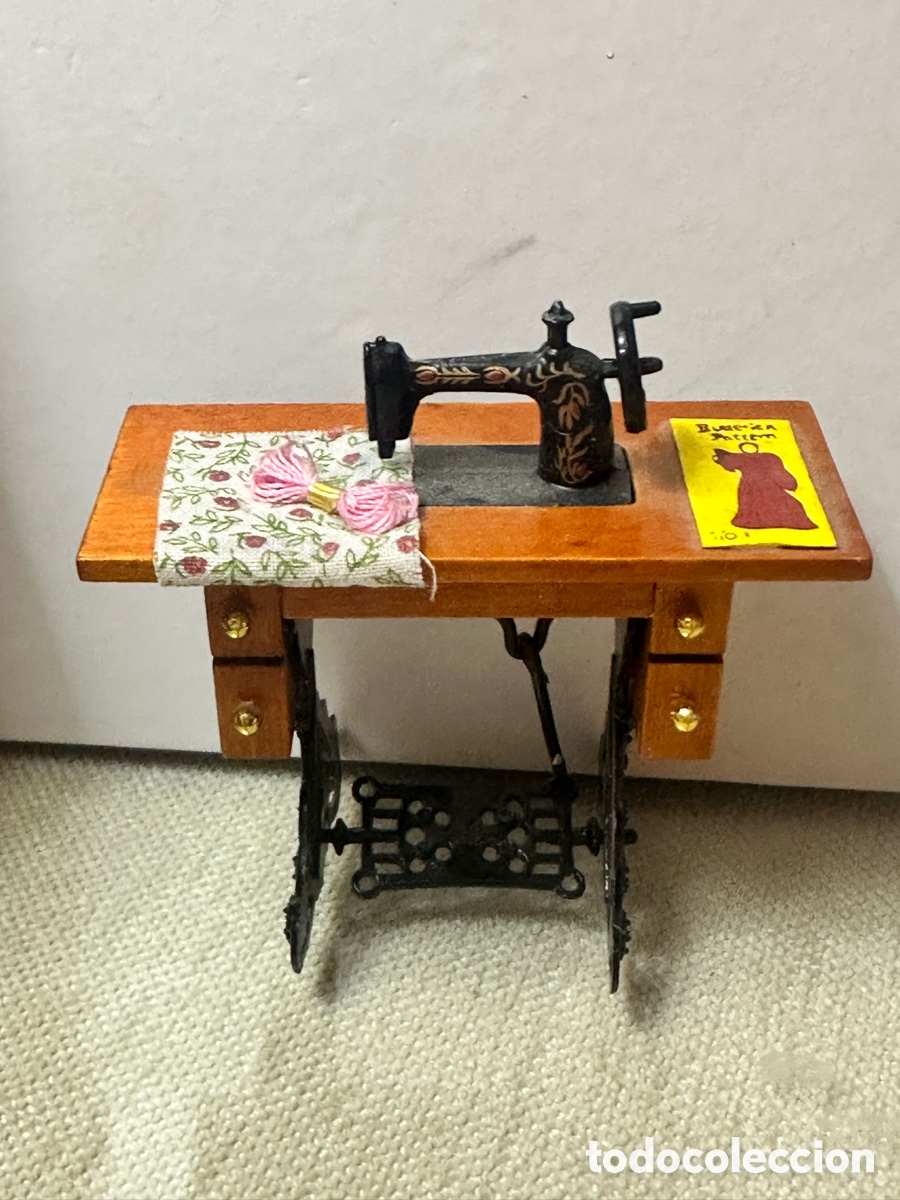 Casas de mu&ntilde;ecas: M&Aacute;QUINA DE COSER CASA DE MU&Ntilde;ECAS - Foto 2