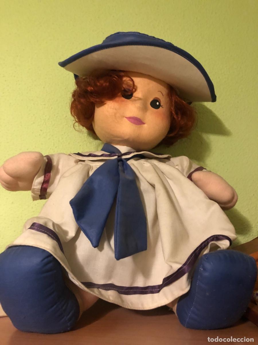 Casas de mu&ntilde;ecas: Mu&ntilde;eca de fieltro a&ntilde;os 90 - Foto 2