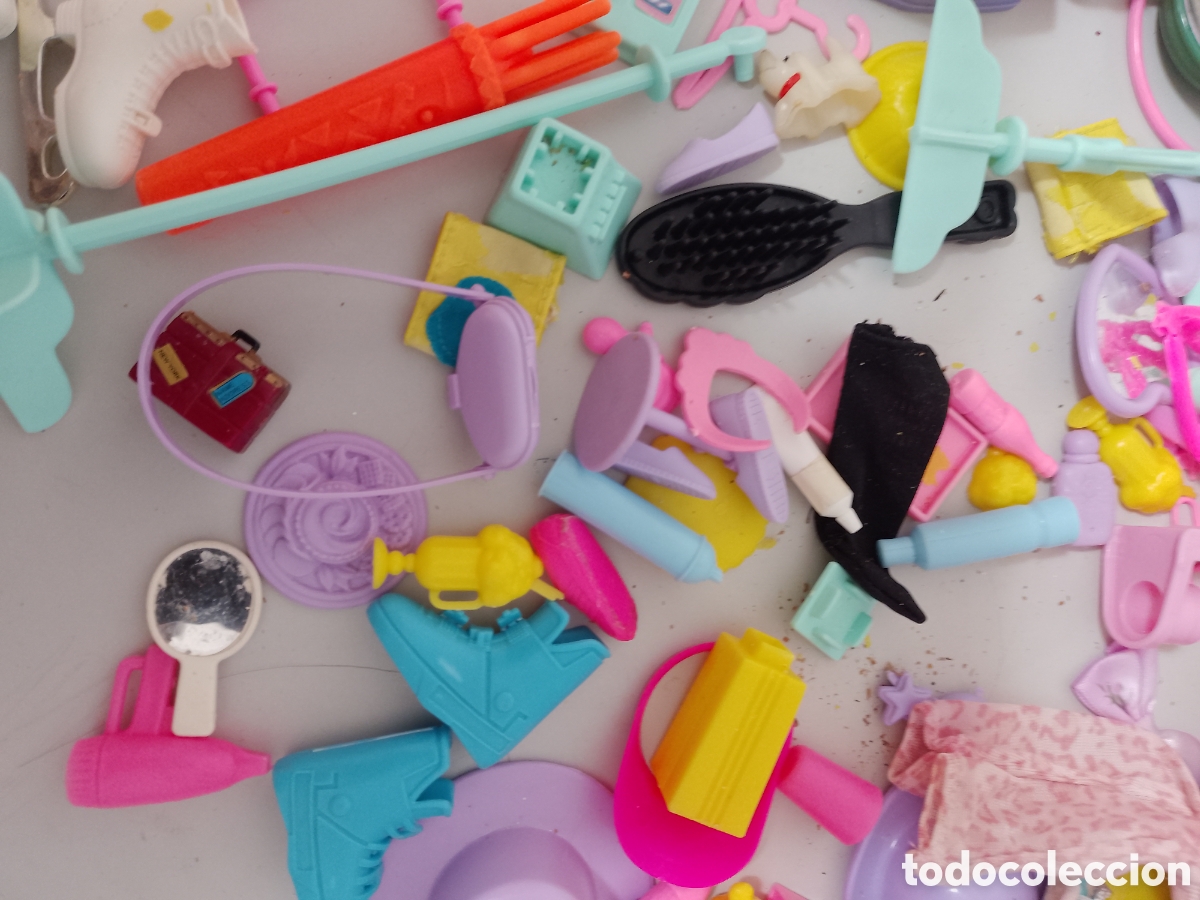 Casas de mu&ntilde;ecas: Lote de complementos para mu&ntilde;ecas accesorios y dem&aacute;s - Foto 3