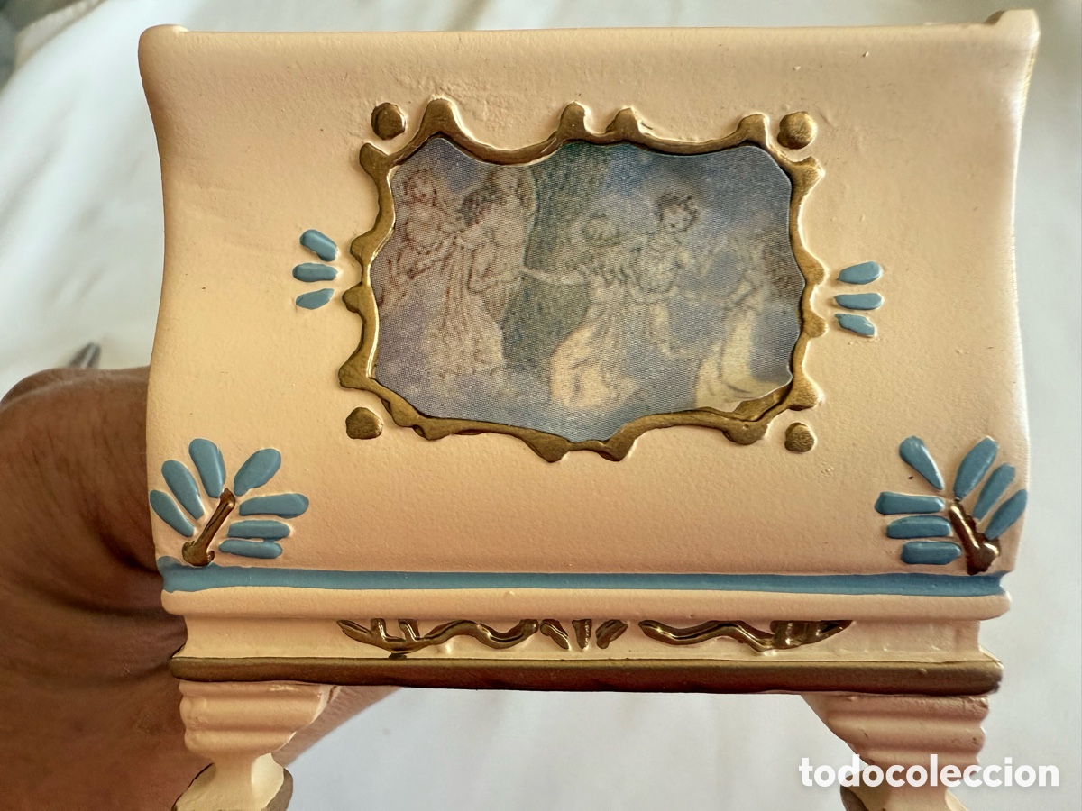 Casas de mu&ntilde;ecas: Cama palacio de mu&ntilde;ecas - Foto 4