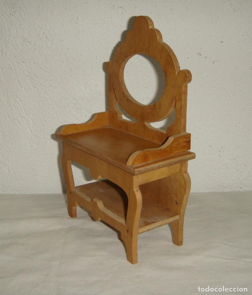 Casas de mu&ntilde;ecas: Tocador en miniatura. Para casa de mu&ntilde;ecas. Madera. - Foto 5