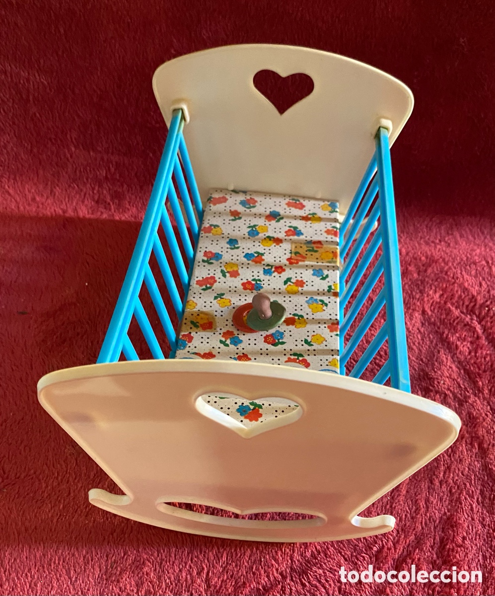 Casas de mu&ntilde;ecas: Cuna para mu&ntilde;eco Jesmarin - Foto 1