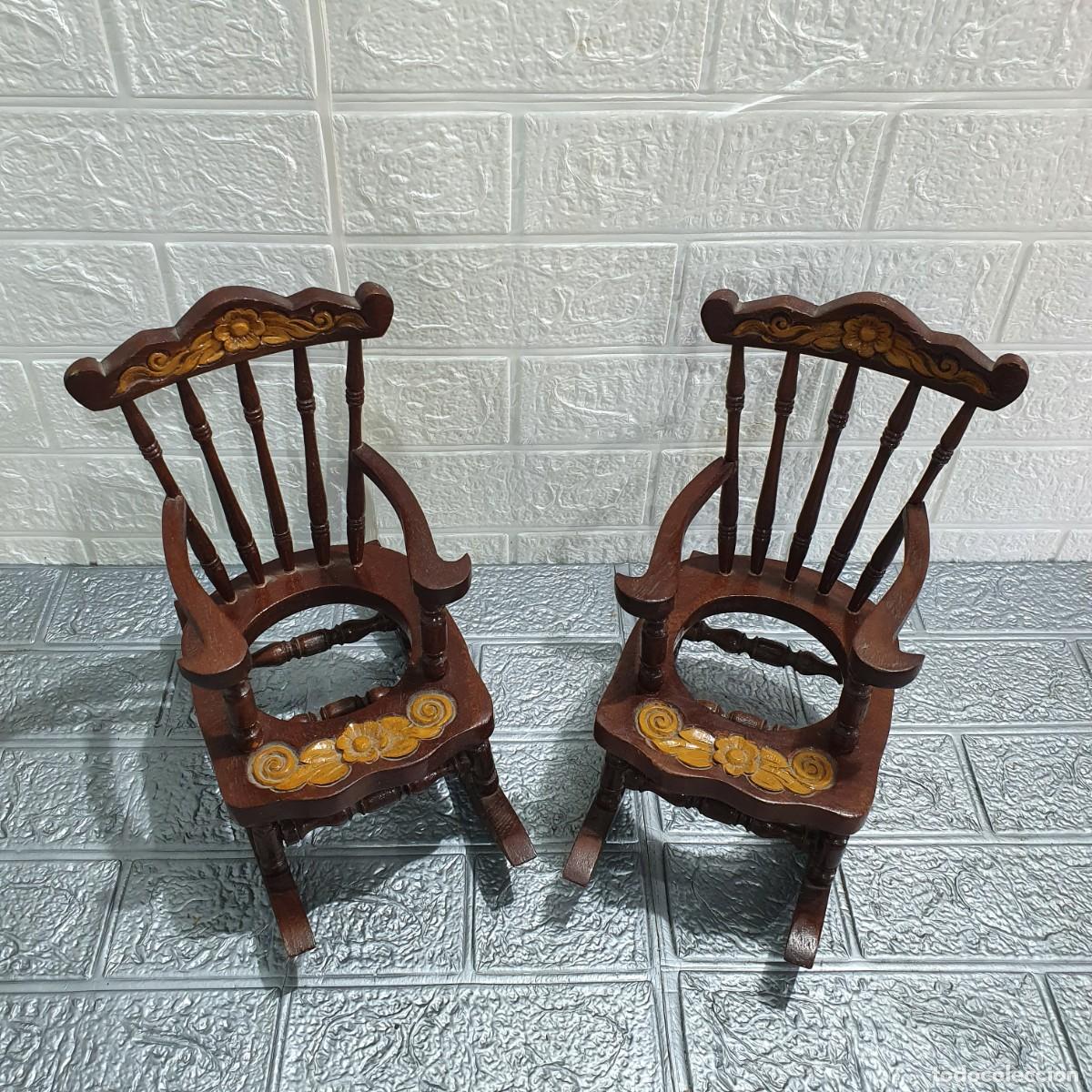 Casas de mu&ntilde;ecas: Pareja de mecedoras para casa de mu&ntilde;ecas - Foto 2