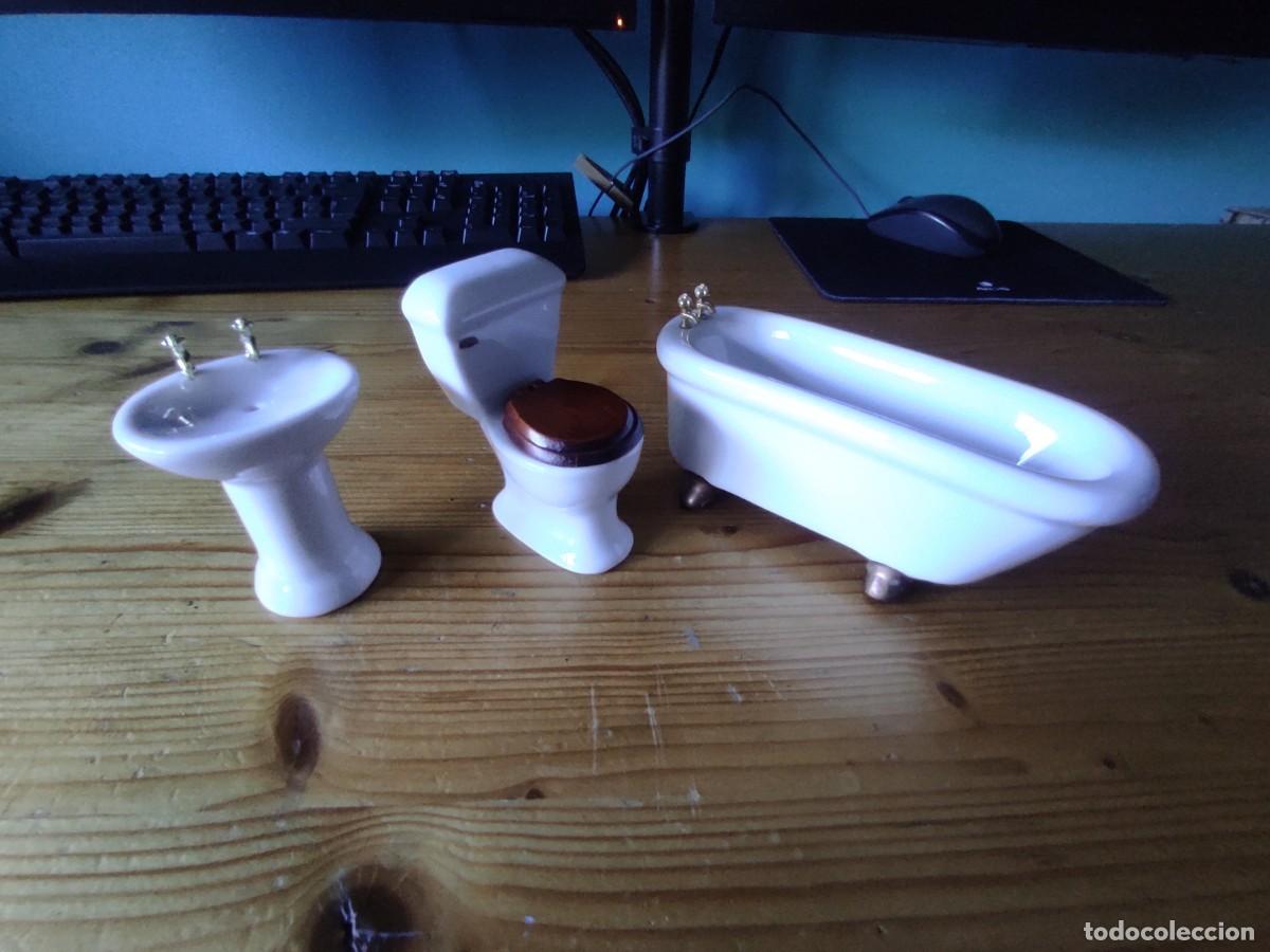 Casas de mu&ntilde;ecas: Juego de ba&ntilde;o para casa de mu&ntilde;ecas - Foto 1