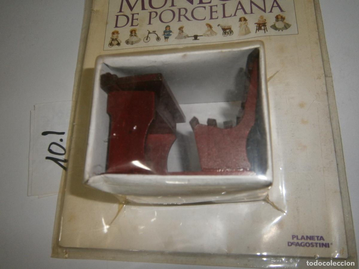 Casas de mu&ntilde;ecas: MOBILIARIO O COMPLEMENTOS PARA CASA DE MU&Ntilde;ECAS - PUPITRE - Foto 1