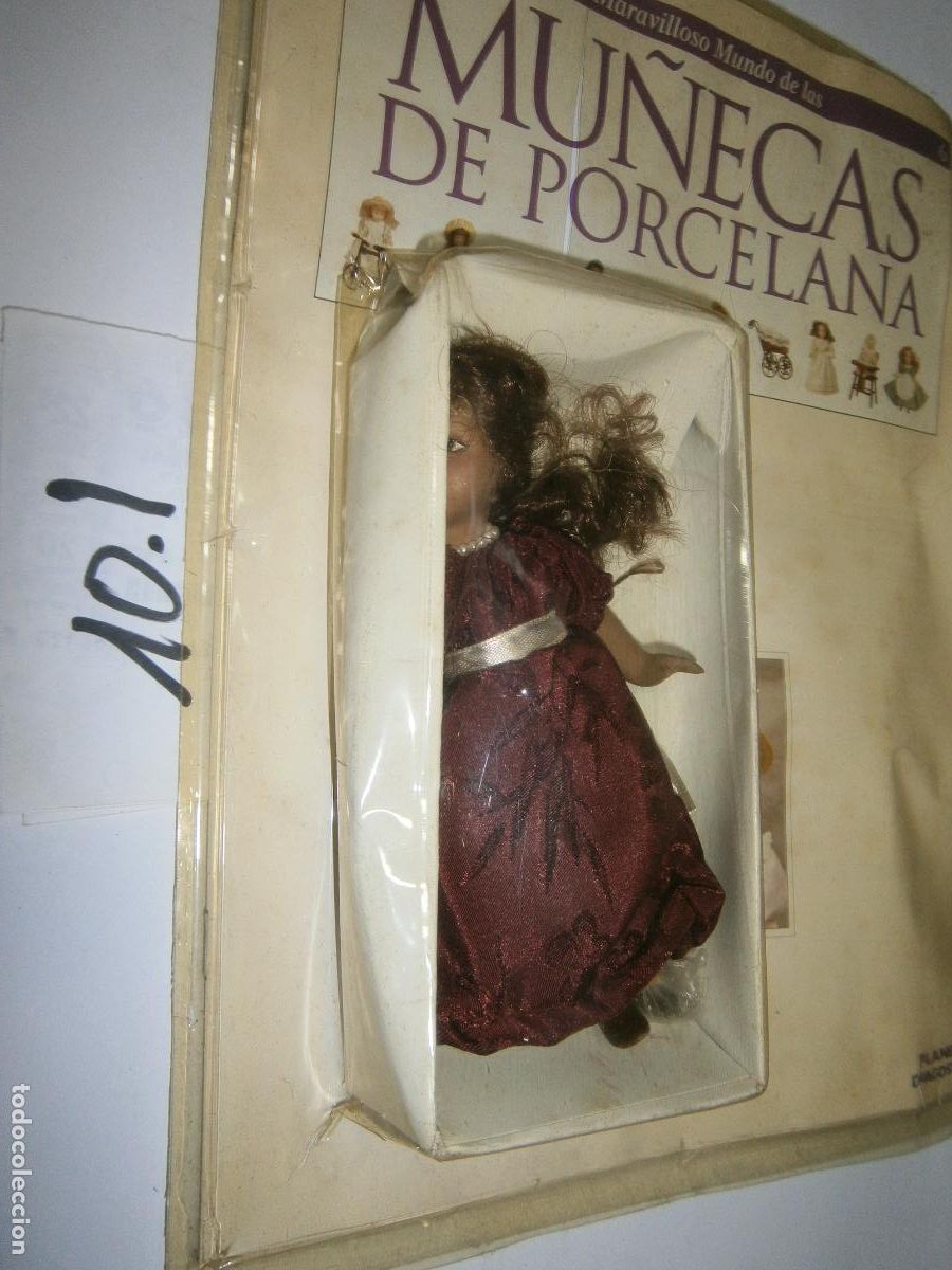 Casas de mu&ntilde;ecas: MOBILIARIO O COMPLEMENTOS PARA CASA DE MU&Ntilde;ECAS - MU&Ntilde;ECA - Foto 1