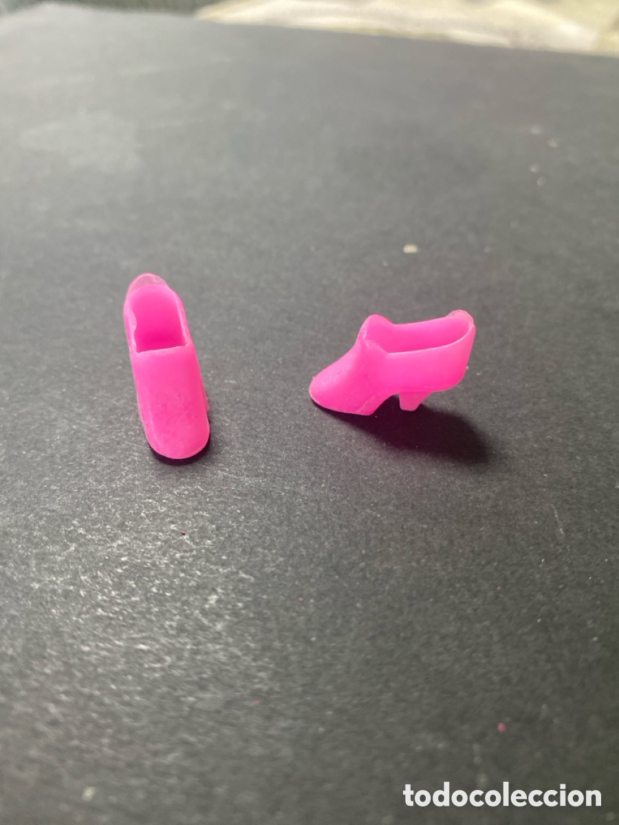 Casas de mu&ntilde;ecas: Zapato bot&iacute;n rosa Barbie - Foto 1