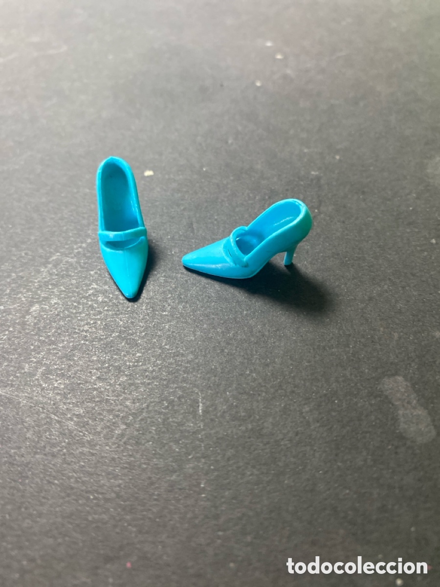 Casas de mu&ntilde;ecas: Zapato de tac&oacute;n Barbie - Foto 1