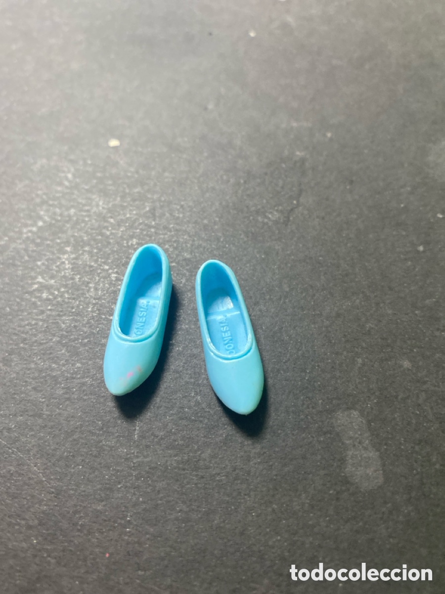 Casas de mu&ntilde;ecas: Zapatos planos Barbie - Foto 1