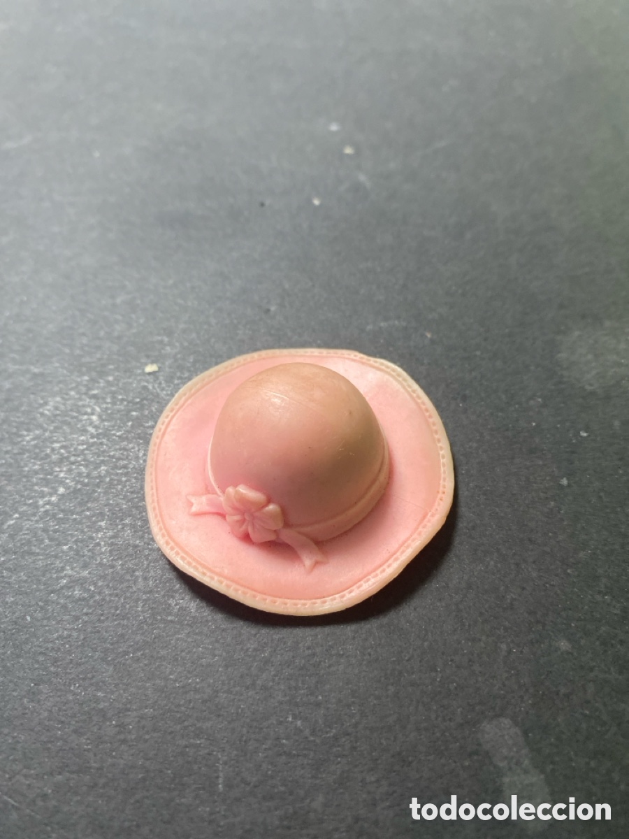 Casas de mu&ntilde;ecas: Sombrero rosa Barbie - Foto 1