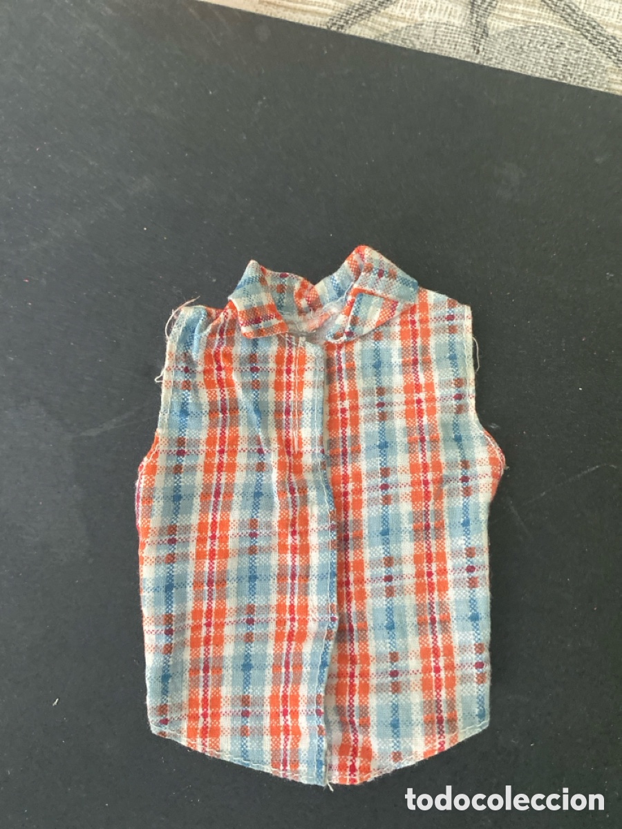 Casas de mu&ntilde;ecas: Camisa sin manga Ken - Foto 1