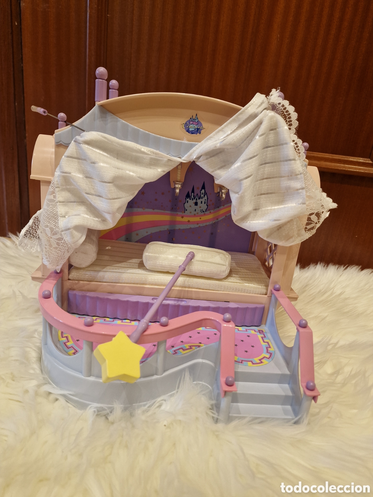 Casas de mu&ntilde;ecas: Dormitorio Real de Cenicienta, Mu&ntilde;eca Chabel Feber - Foto 1