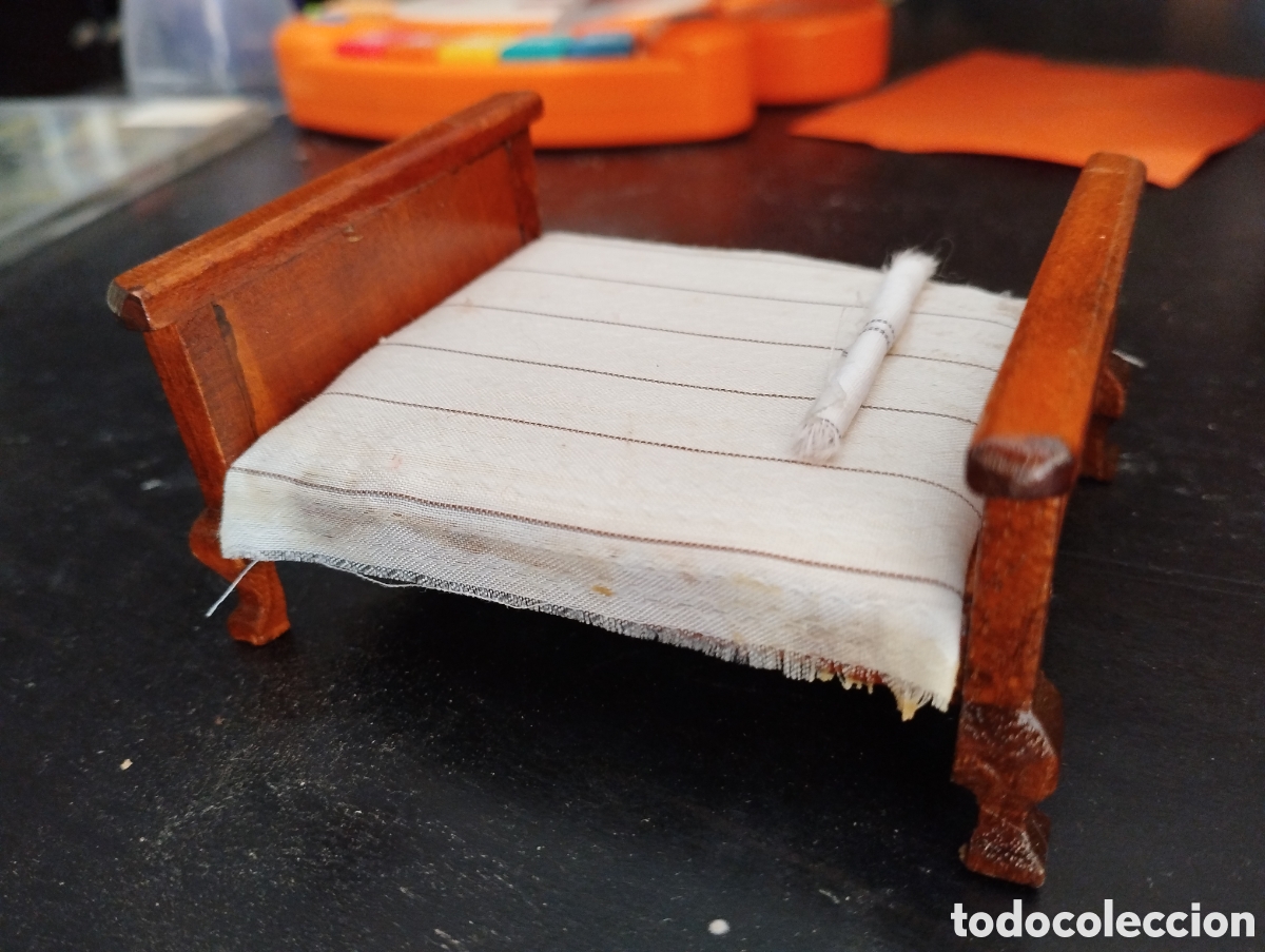 Casas de mu&ntilde;ecas: CAMA DE MADERA para cass de mu&ntilde;ecas - Foto 3