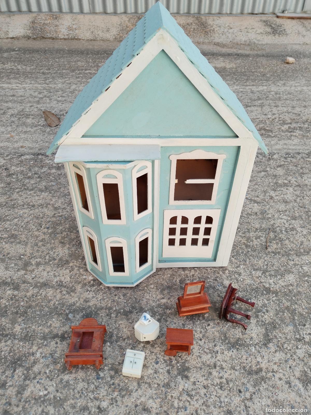 Casas de mu&ntilde;ecas: casa de mu&ntilde;ecas de madera con mobiliario - Foto 1